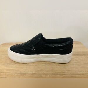 Mudd Kids Slip On Sneakers Black Faux Leather Shoes